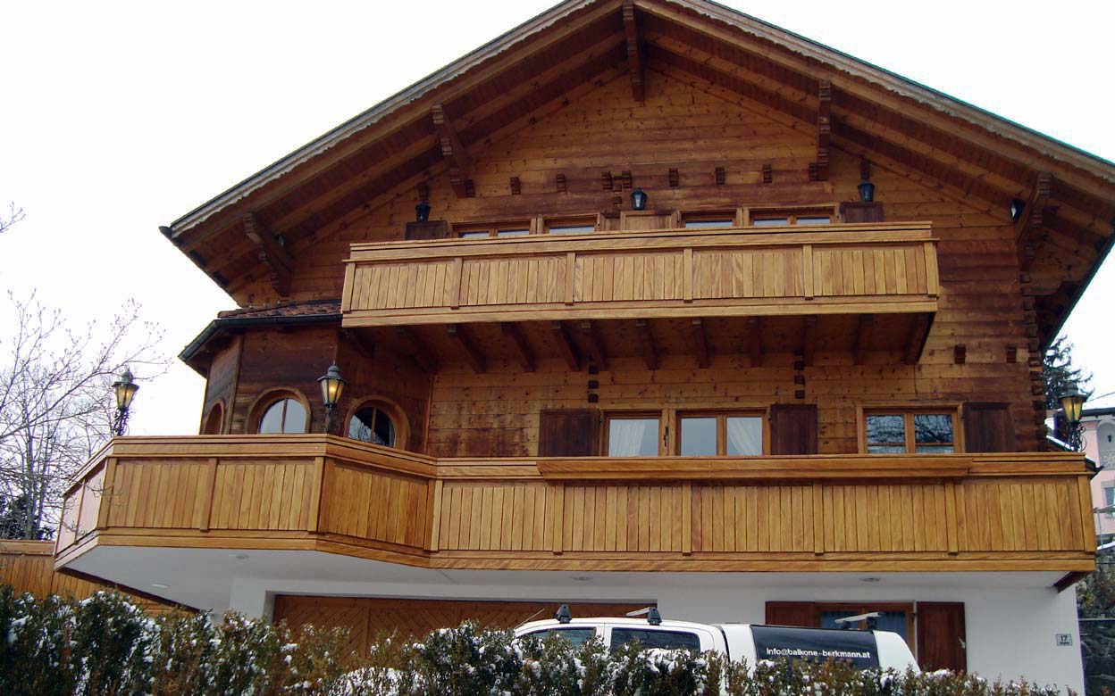 Holzbalkon 03