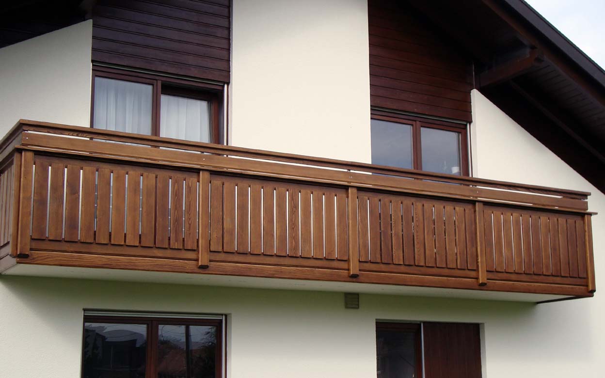 Holzbalkon 07